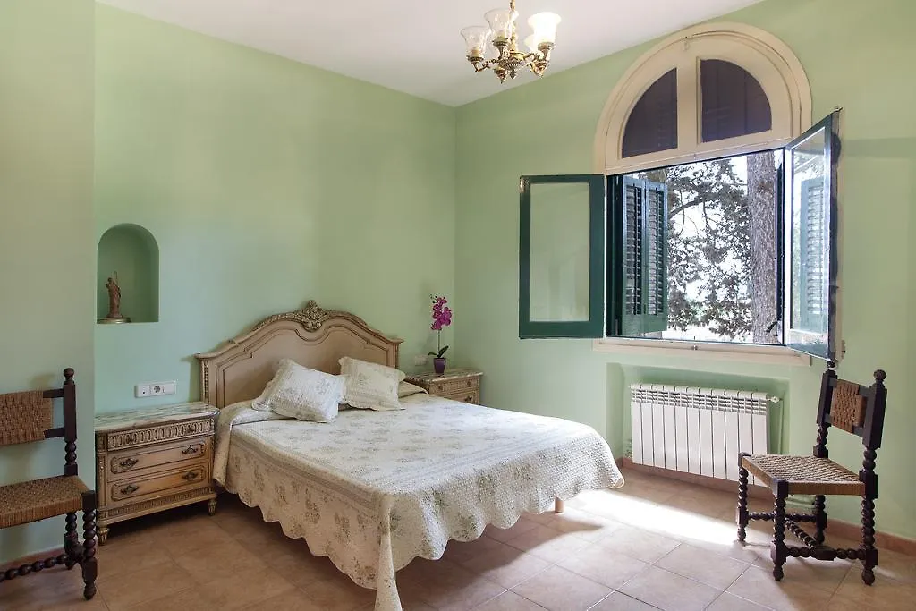 Hotel Can Roure Vilassar De Dalt 0*,  Španělsko